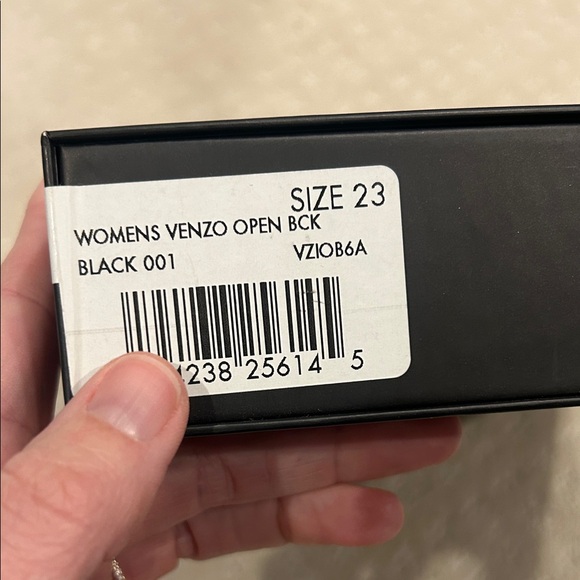 TYR venzo open back tech suit NEW - Picture 4 of 7